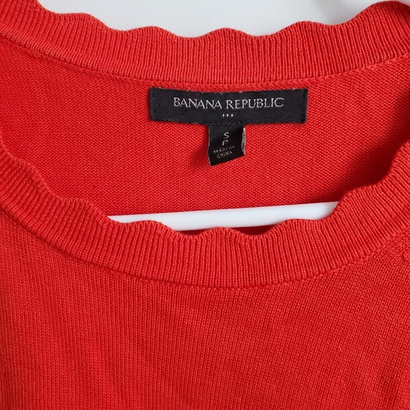 Sweater - Picture 1 of 4